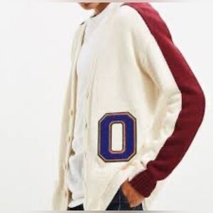 Urban Outfitter Men’s Sz: M “O” Letterman Patch Preppy Cardigan. Button Closure.